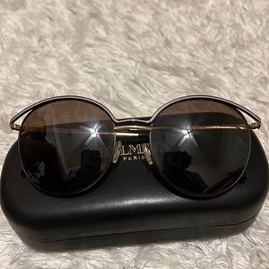 Womens Balmain sunglasses !